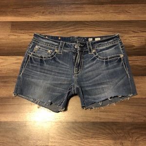 Miss Me Shorts Size 31